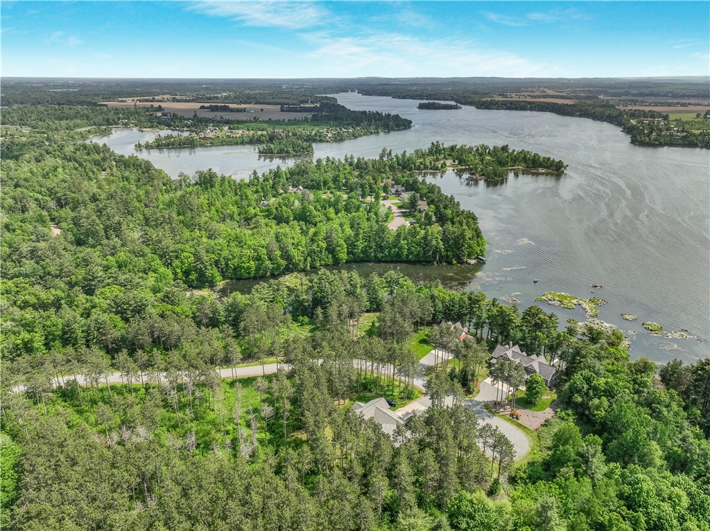 107/108 11 3/8 Avenue Property Photo 8