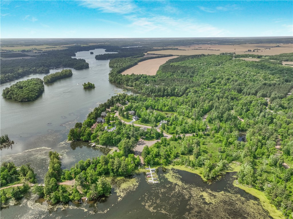 107/108 11 3/8 Avenue Property Photo 12