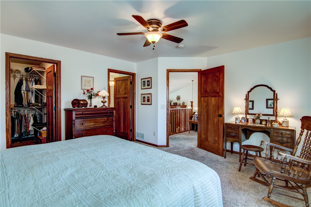 2417 Lake Court Property Photo 11
