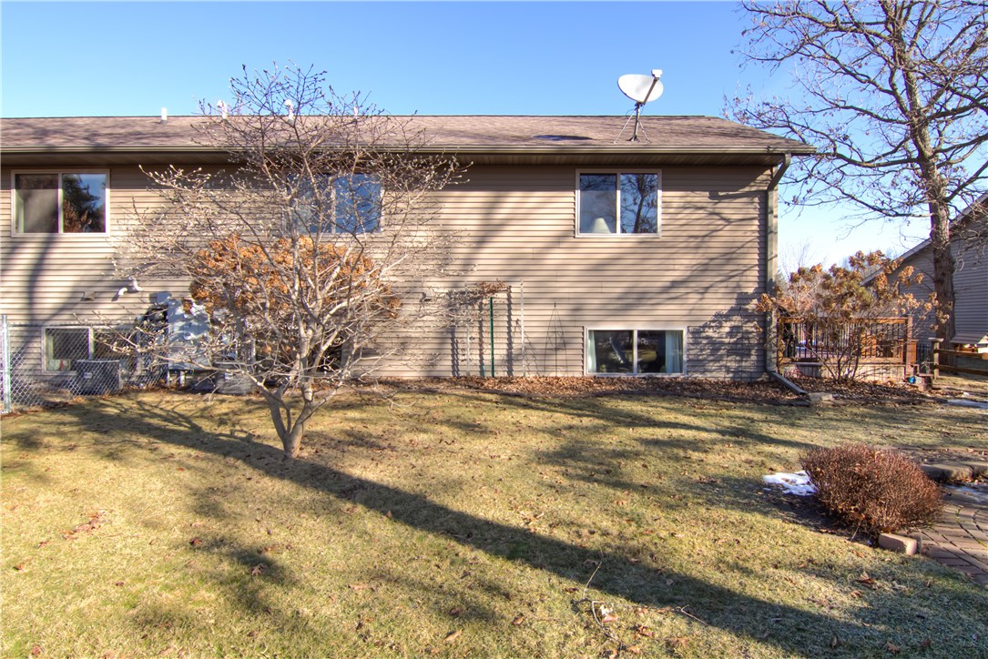 2417 Lake Court Property Photo 24