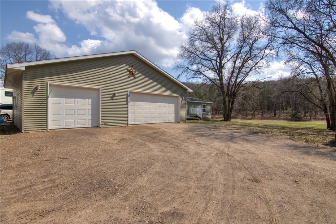 N11232 County Road S Property Photo 2