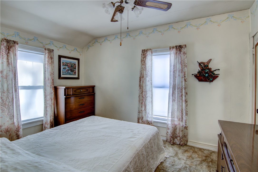 212 Moen Street Property Photo 19