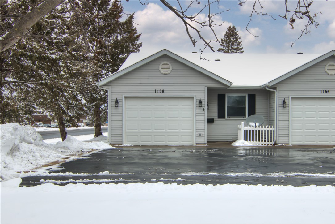 1158 W Hamilton Avenue Property Photo 1
