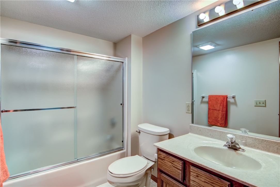 1158 W Hamilton Avenue Property Photo 15