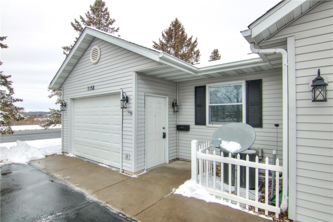 1158 W Hamilton Avenue Property Photo 22