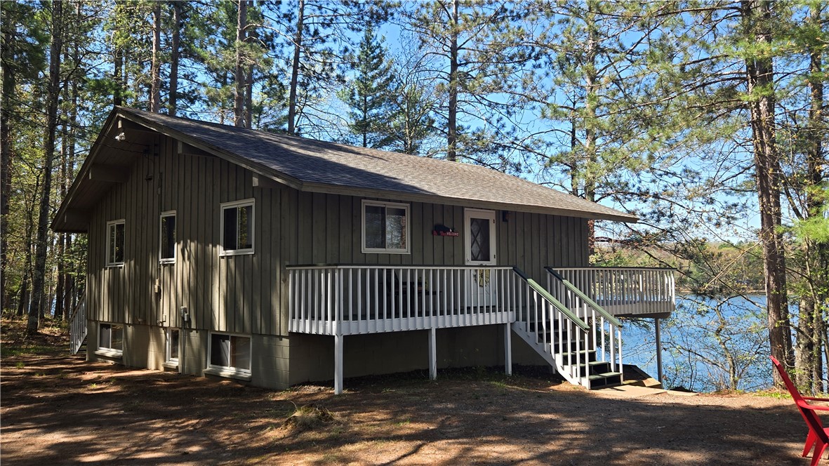 46095 Tahkodah Lake Road Property Photo