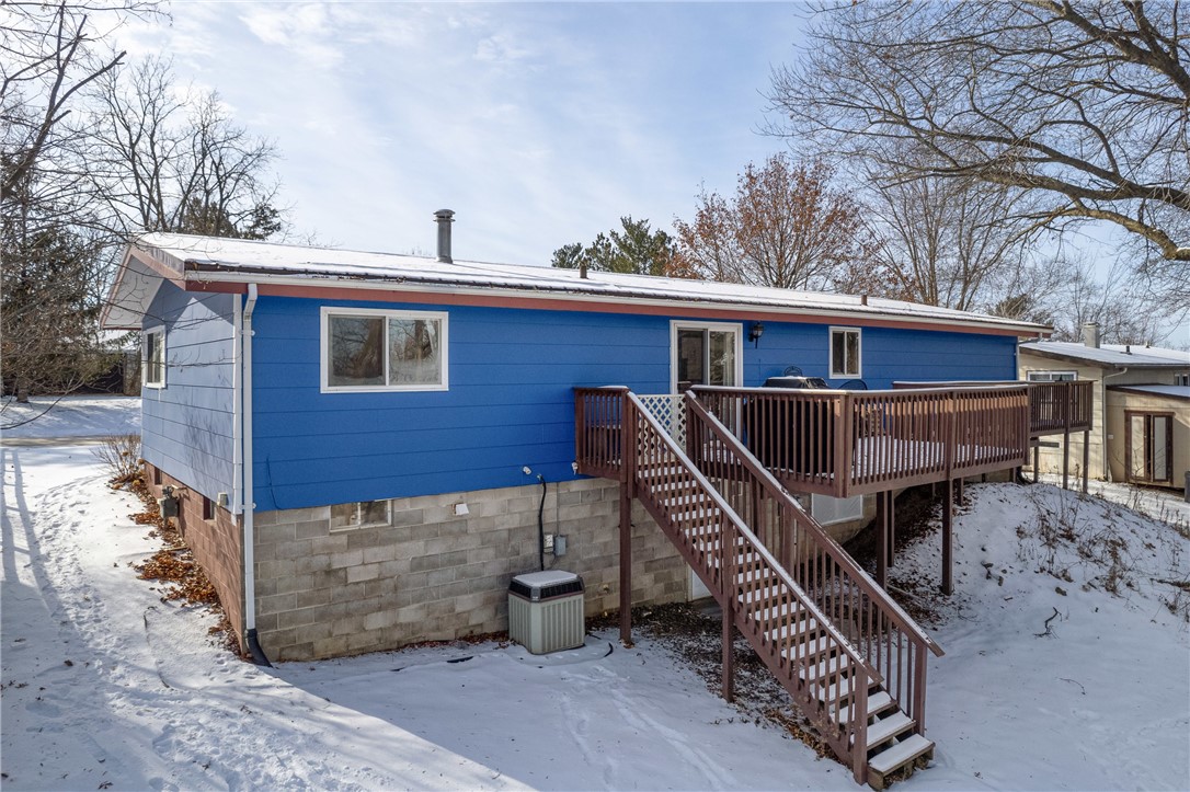 1109 16th Avenue E Property Photo 27