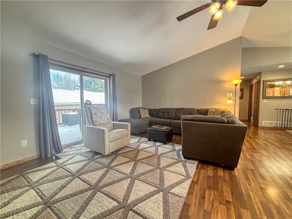 203 N Soo Street Property Photo 8