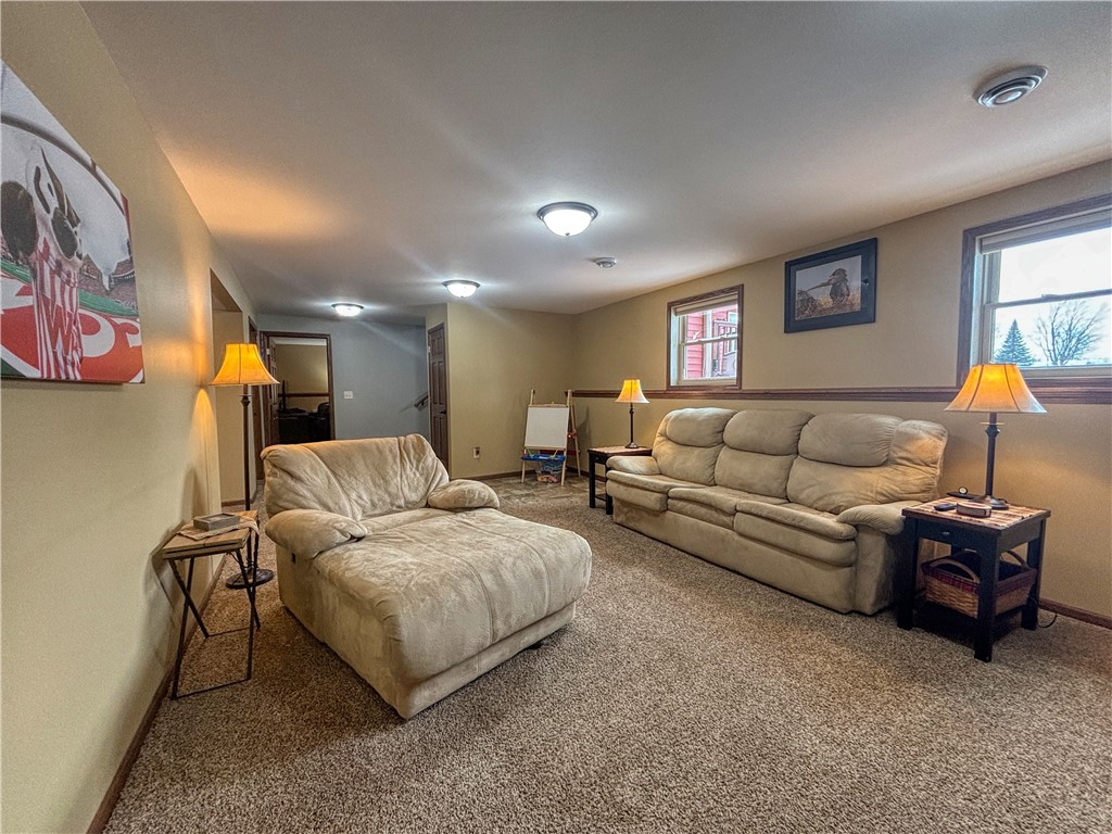 203 N Soo Street Property Photo 11