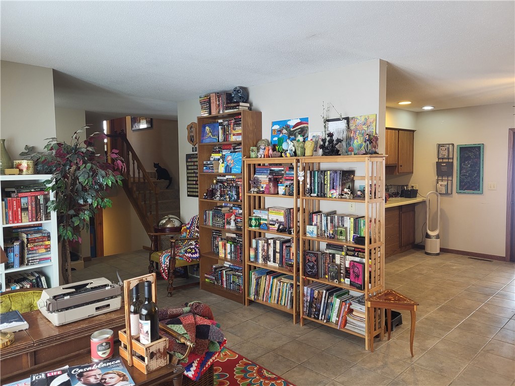 916 Duke Street Property Photo 12