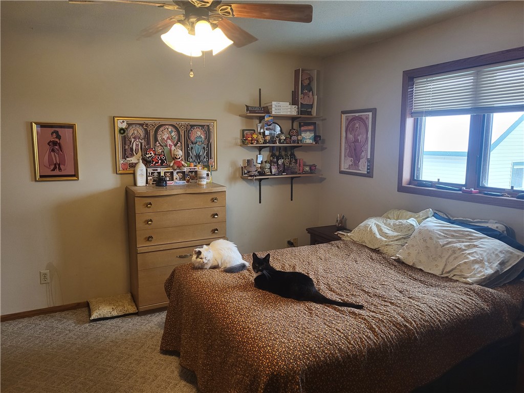 916 Duke Street Property Photo 14