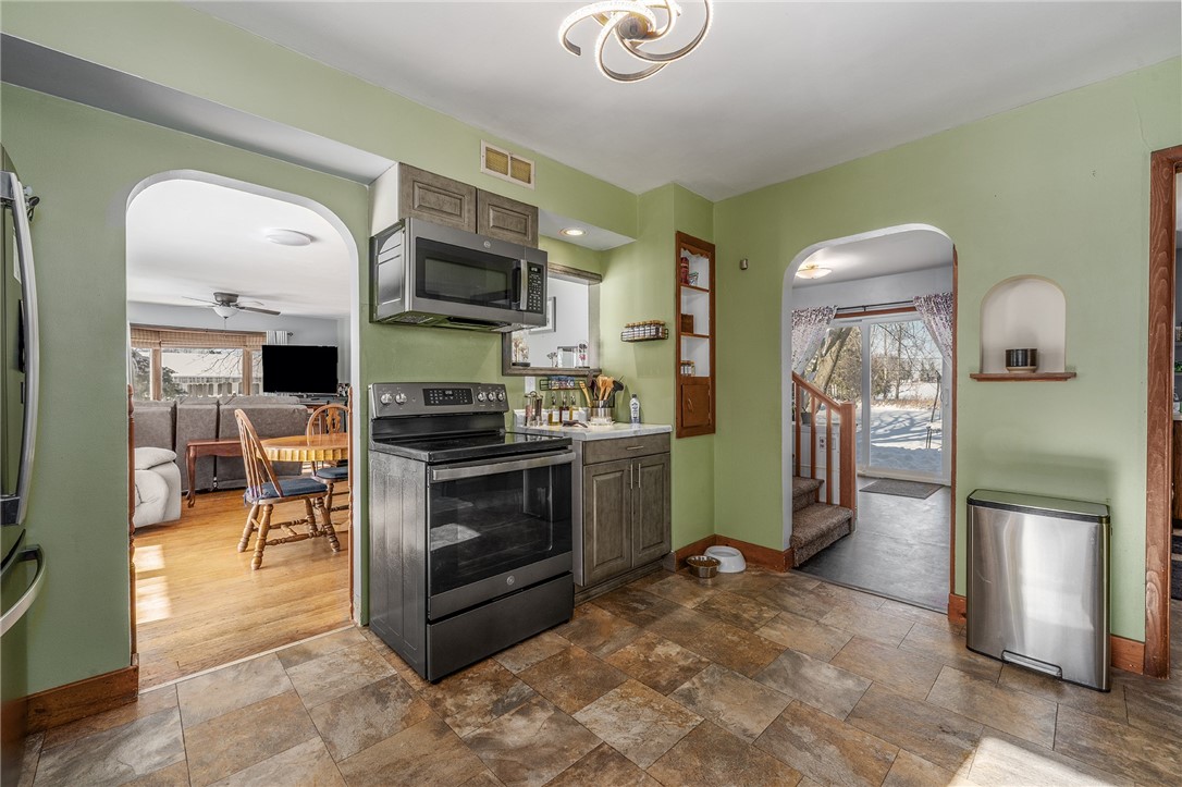 406 Maple Street Property Photo 12