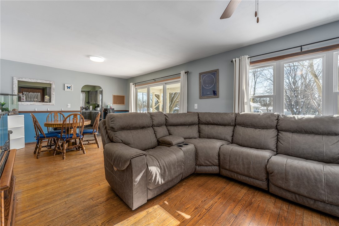 406 Maple Street Property Photo 18