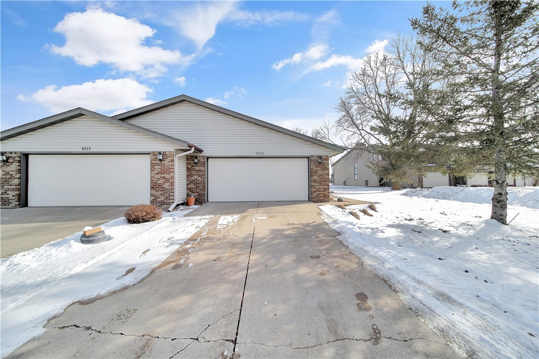603 Pondhurst Drive Property Photo