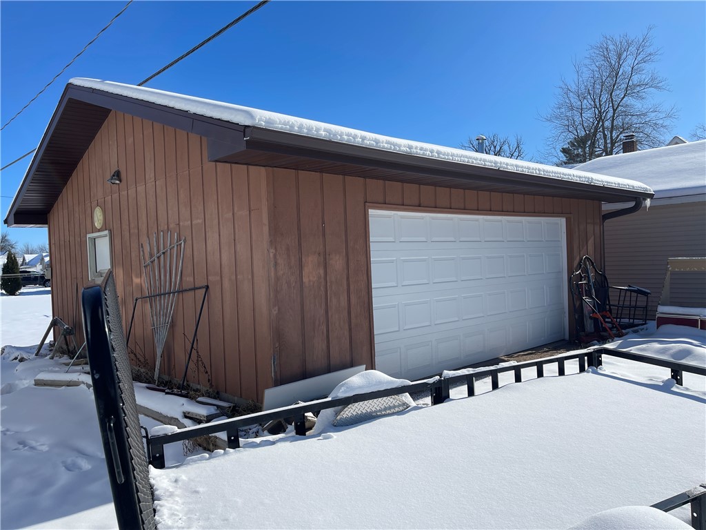 26 N Park Street Property Photo 8