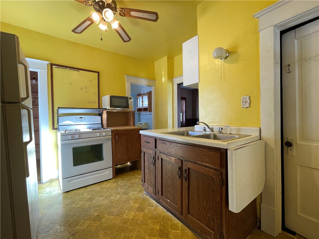 26 N Park Street Property Photo 10