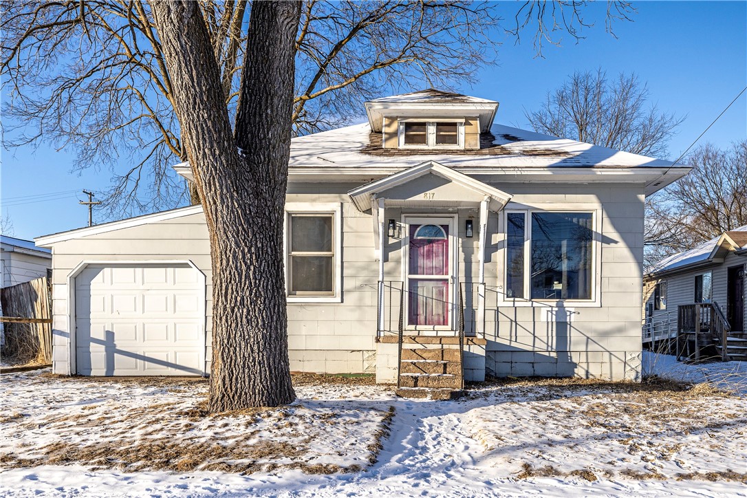 817 Tyler Street Property Photo