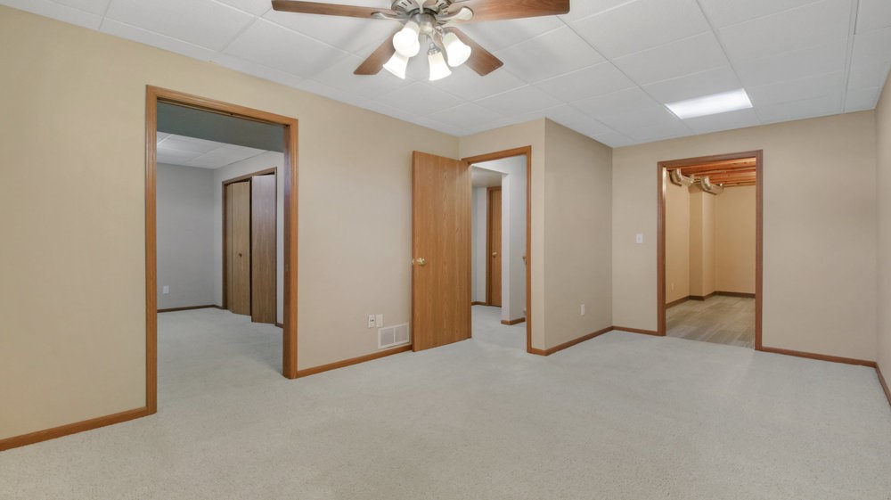 4012 Boardwalk Street Property Photo 16