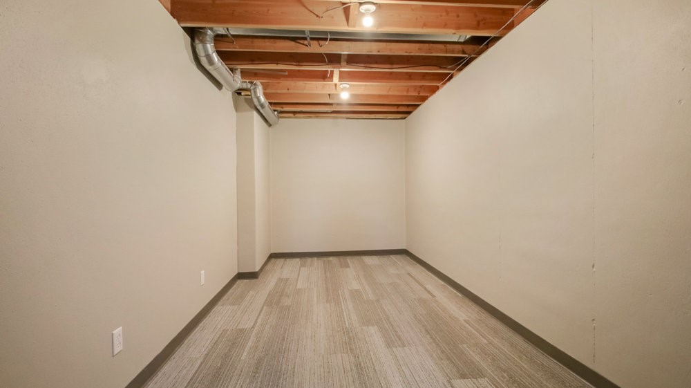 4012 Boardwalk Street Property Photo 17