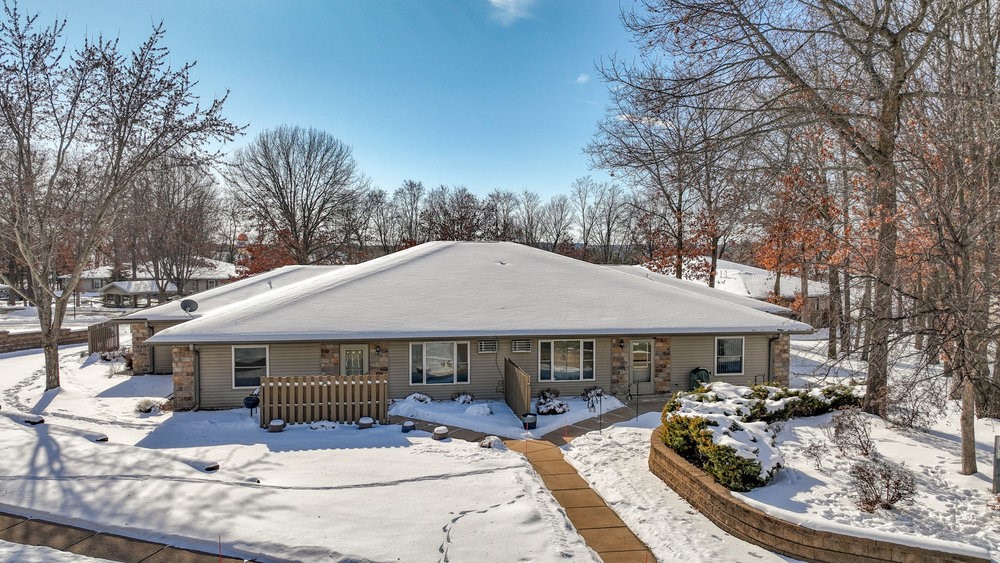 3603 Oak Tree Lane Property Photo 1
