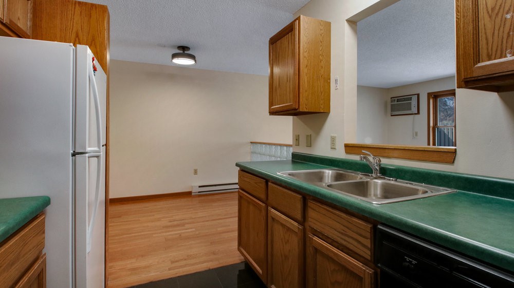 3603 Oak Tree Lane Property Photo 7