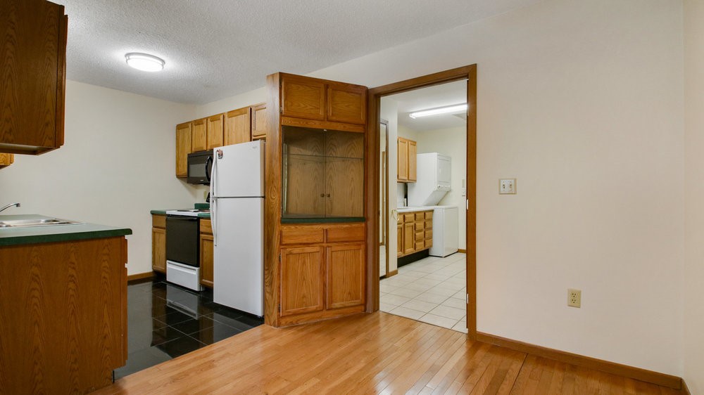 3603 Oak Tree Lane Property Photo 14