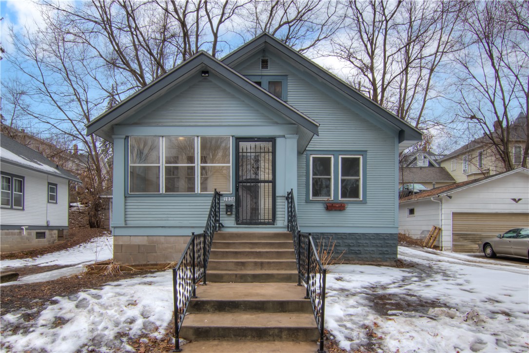 1036 2nd Avenue Property Photo 1
