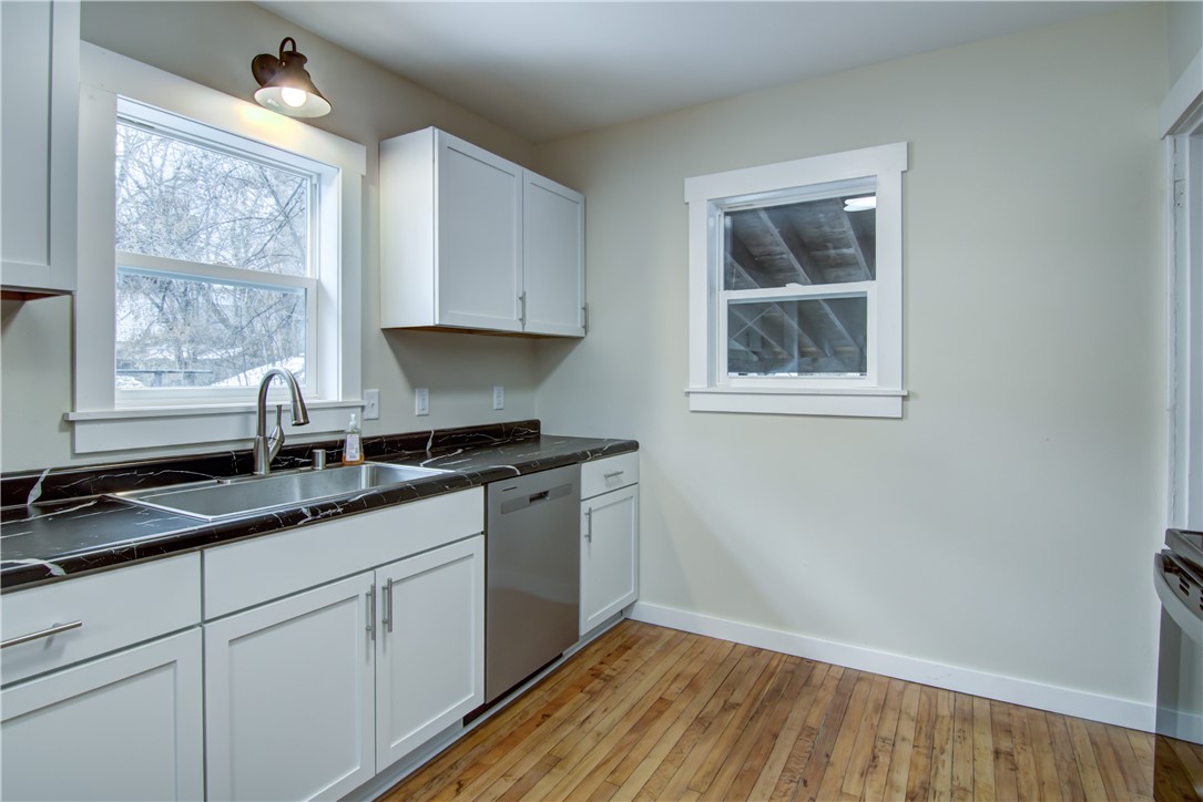 1036 2nd Avenue Property Photo 6