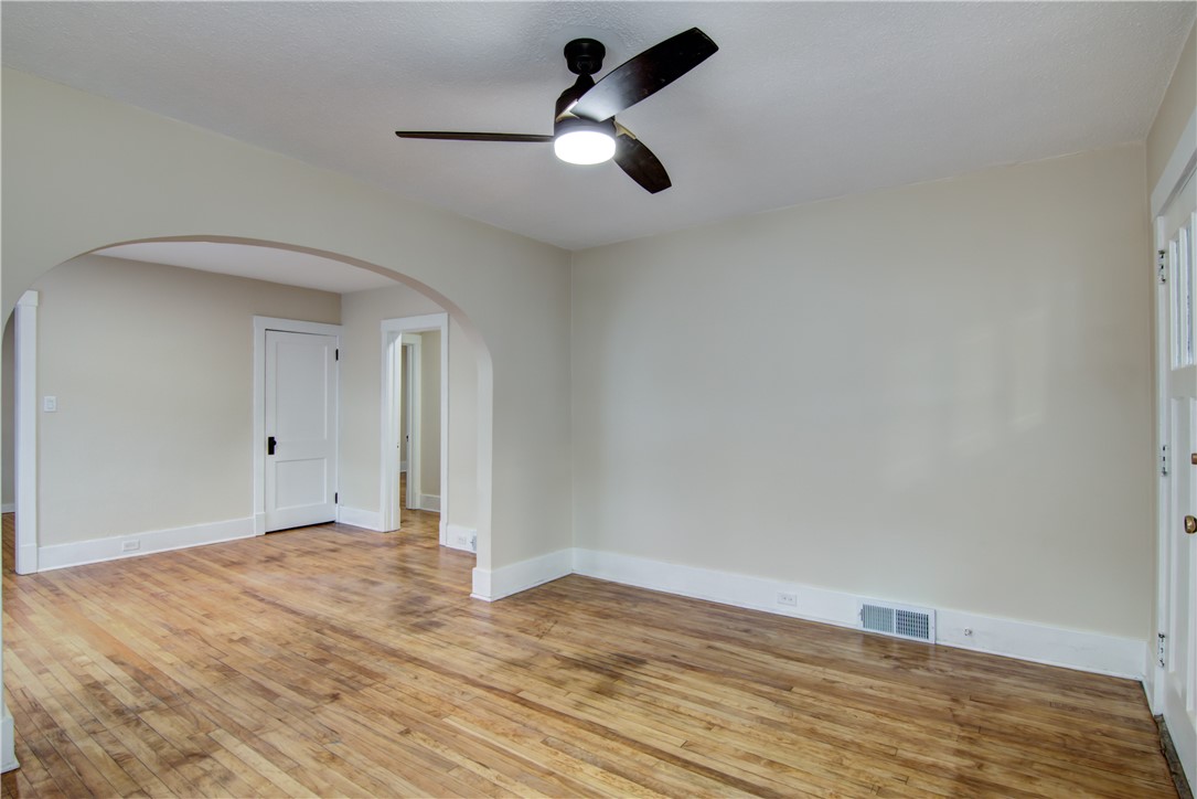 1036 2nd Avenue Property Photo 9