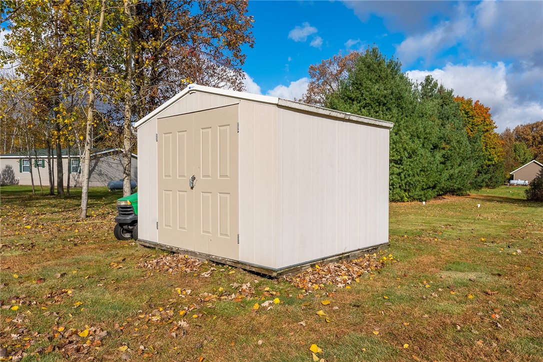 30418 292nd Street Property Photo 5