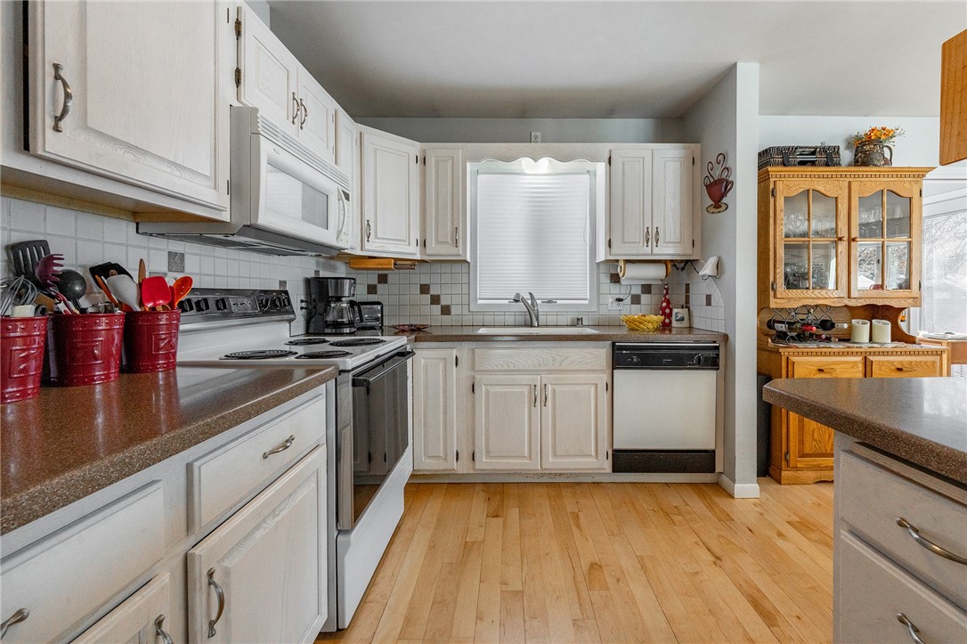319 Well Street Property Photo 7
