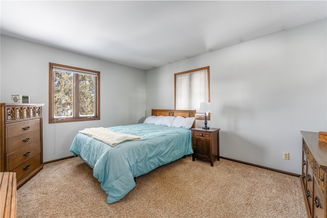 319 Well Street Property Photo 12
