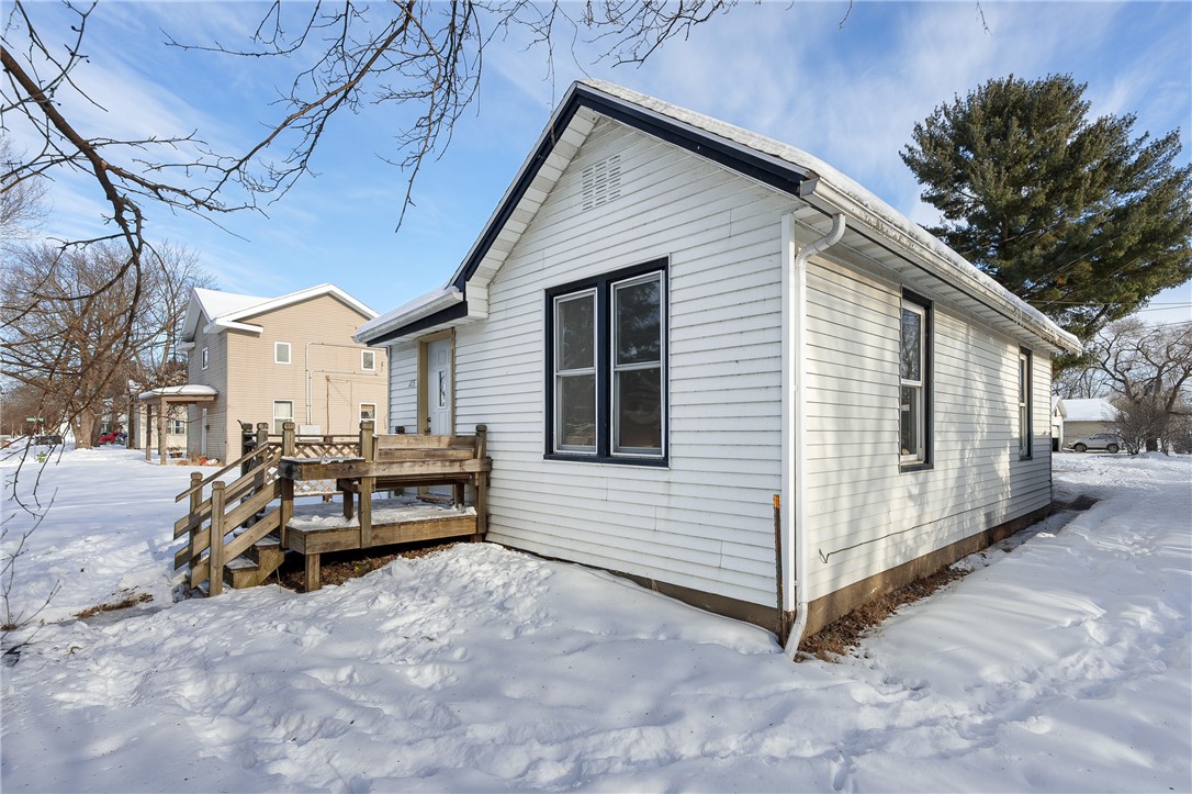 115 Court Street Property Photo 3