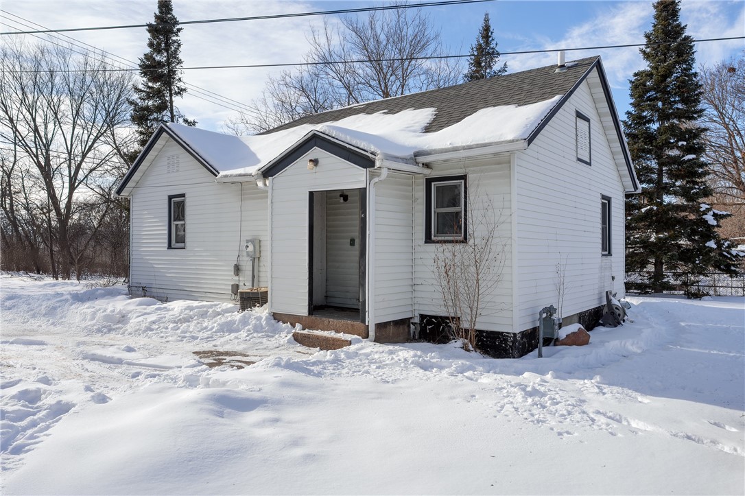 115 Court Street Property Photo 4