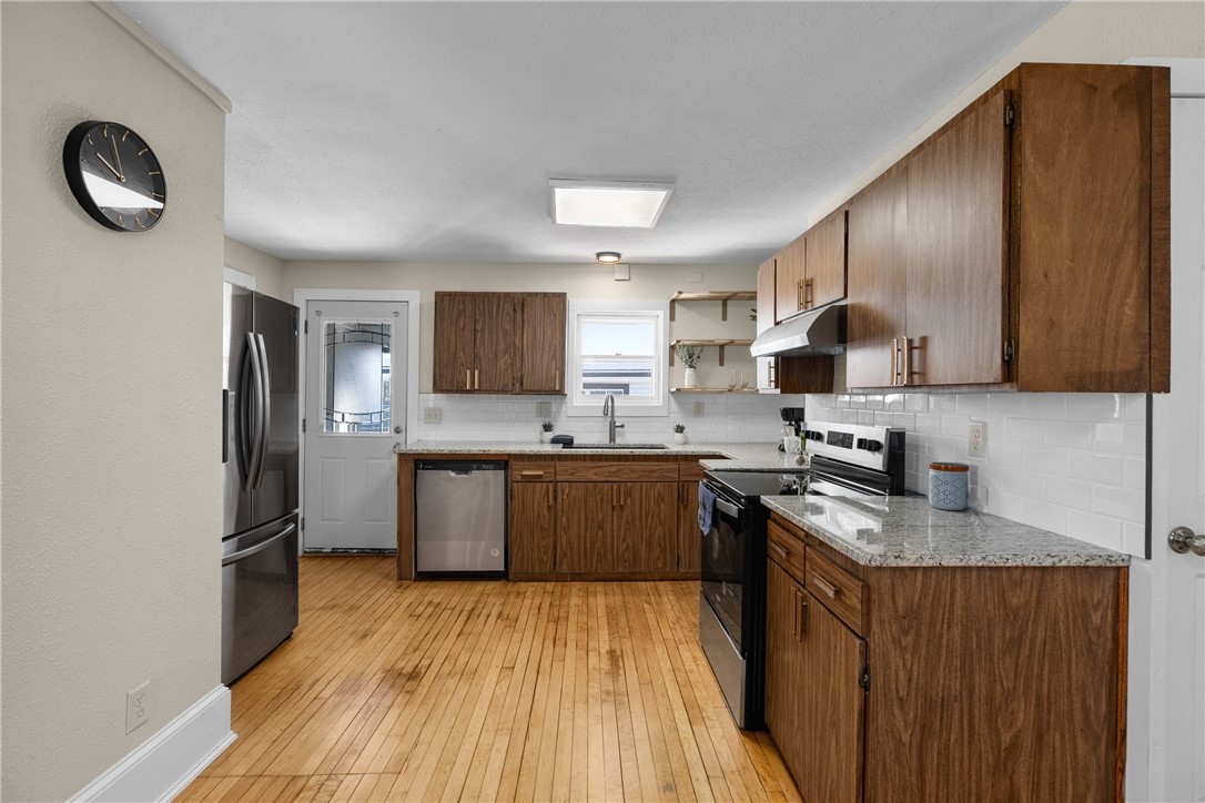 115 Court Street Property Photo 10