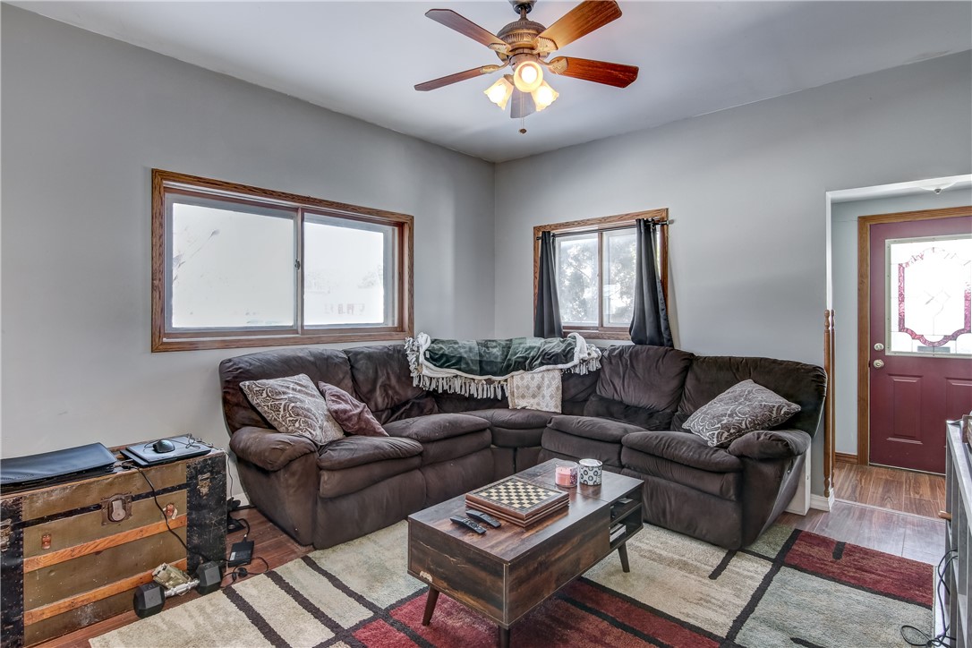 1431 Wilson Street Property Photo 4