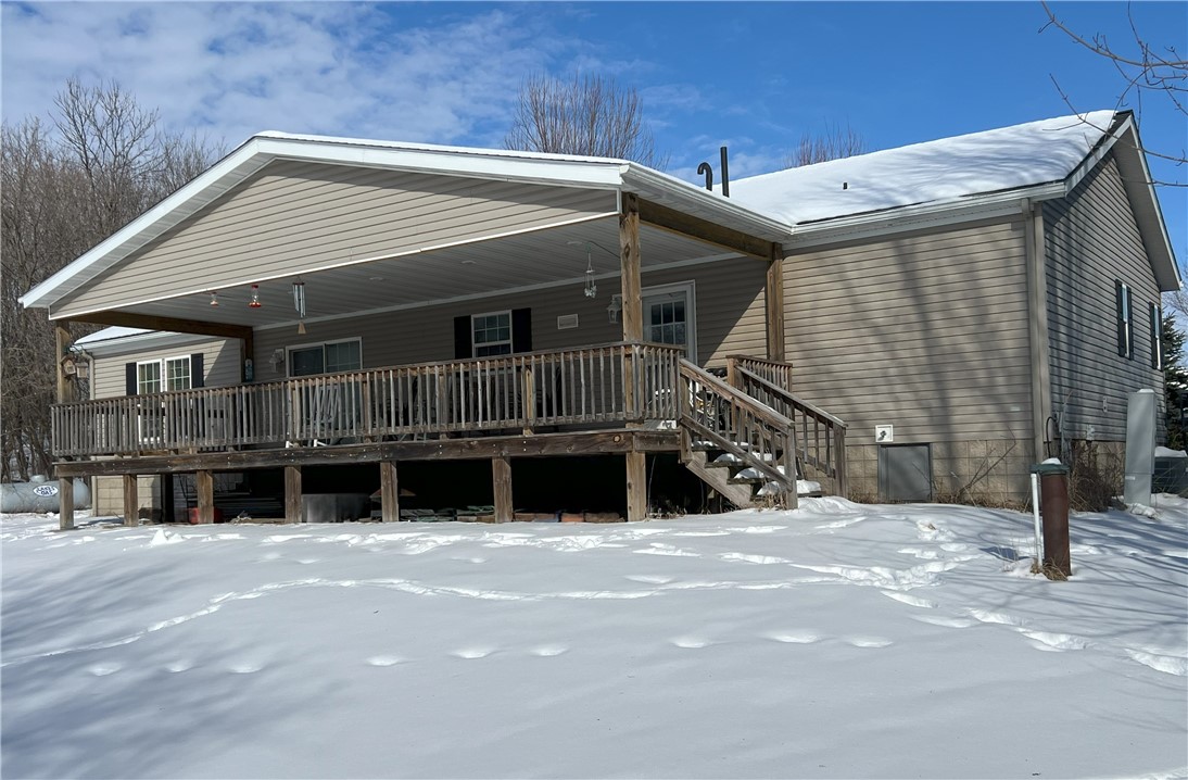 2330 243rd Avenue Property Photo 1