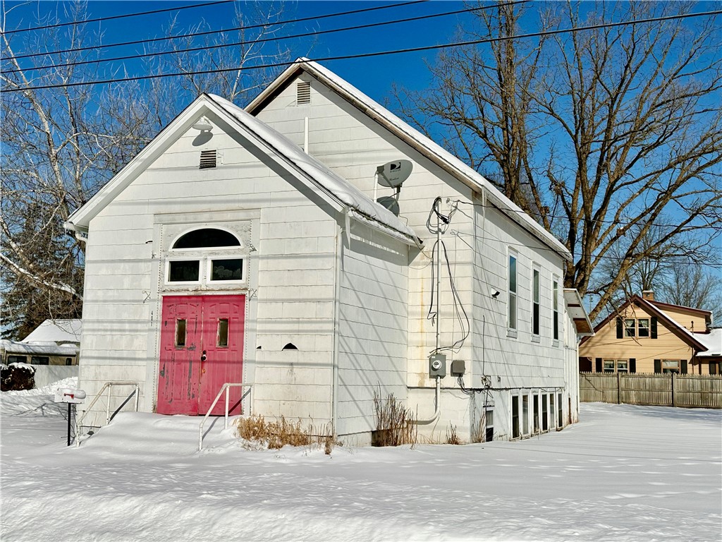 401 Park Avenue E Property Photo