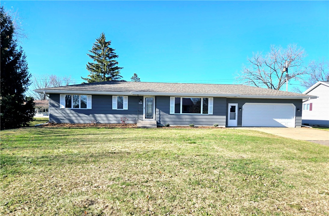 35913 Maple Street Property Photo
