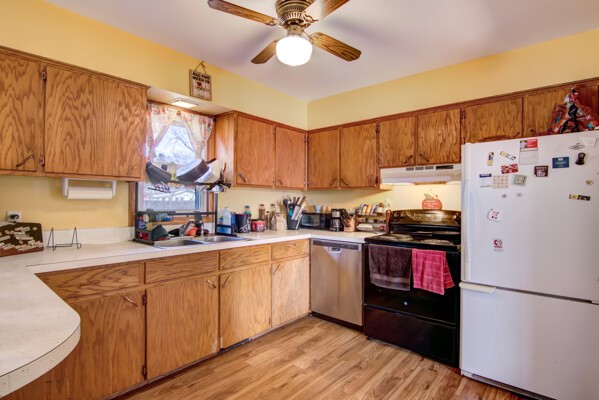 548 Roland Street Property Photo 7