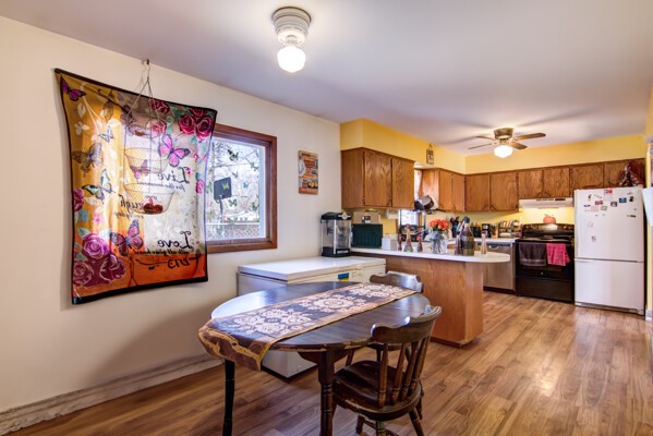 548 Roland Street Property Photo 8