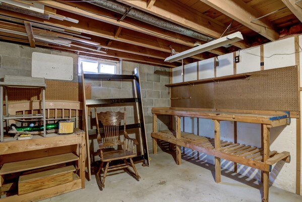 548 Roland Street Property Photo 18