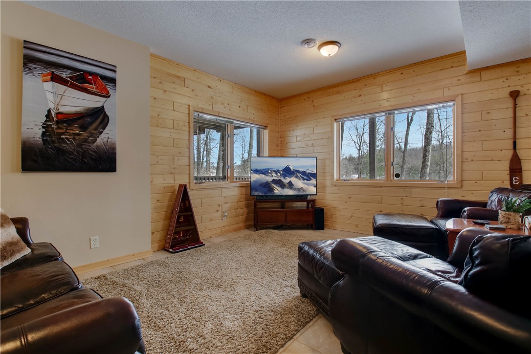 8212 N Portage Terrace Property Photo 26