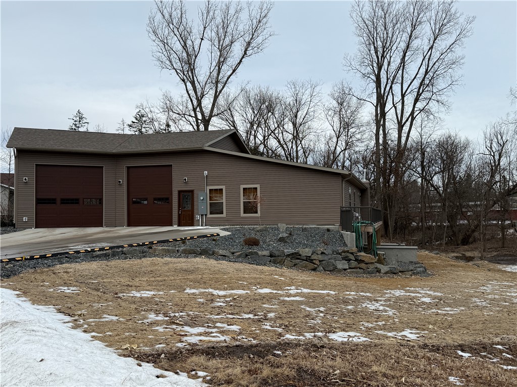 18430 Hillside Drive Property Photo