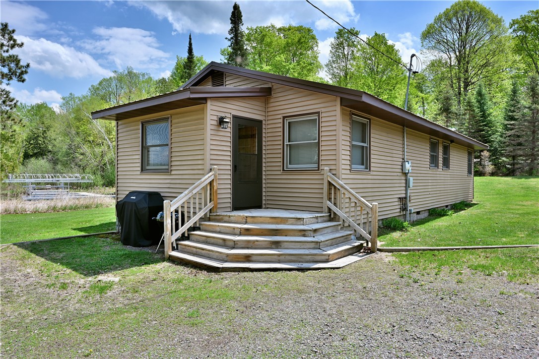 43240 County Highway D Property Photo 1