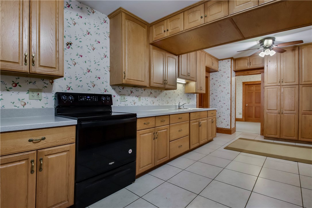 E8111 Marshall Avenue Property Photo 38