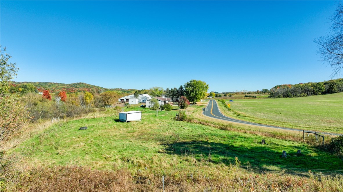 E9853 County Road M Property Photo 37