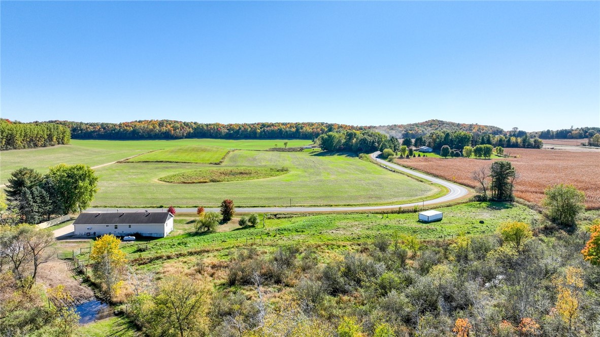 E9853 County Road M Property Photo 38