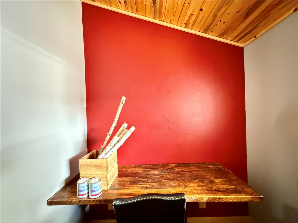 15246 W Hauer Road Property Photo 37