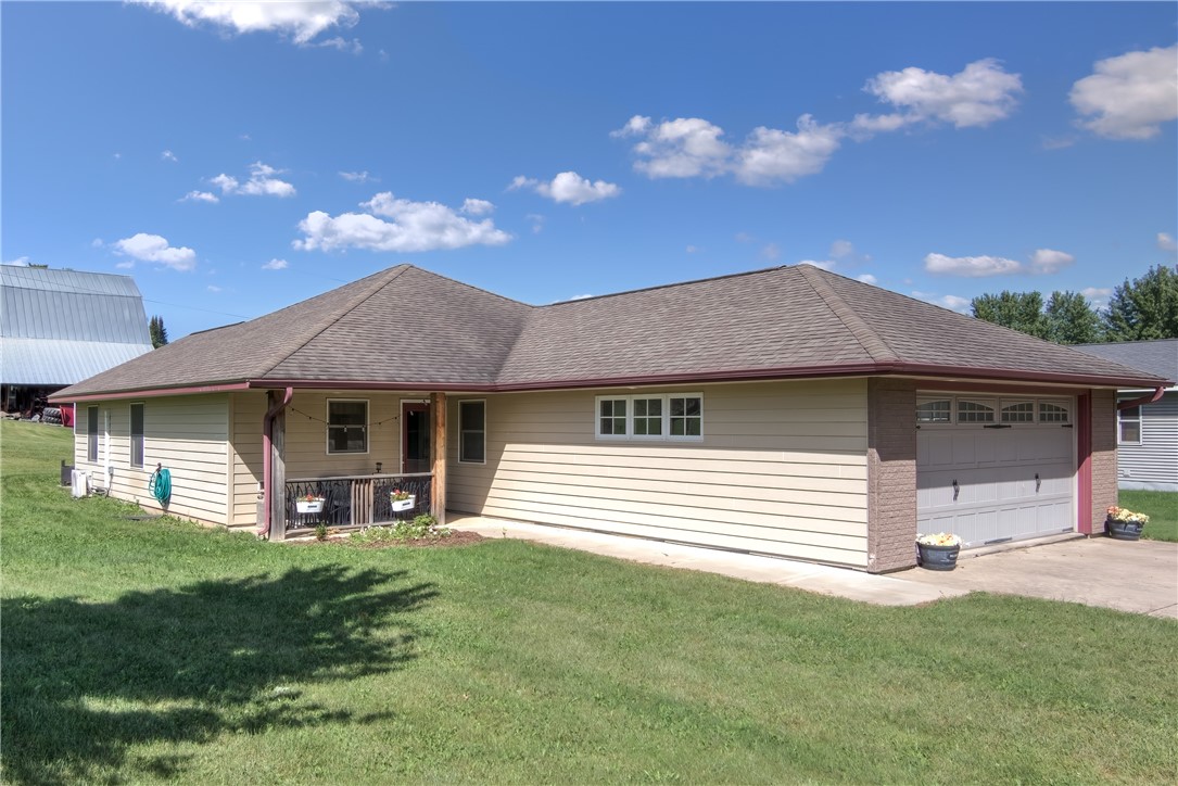 409 Diamond Street Property Photo